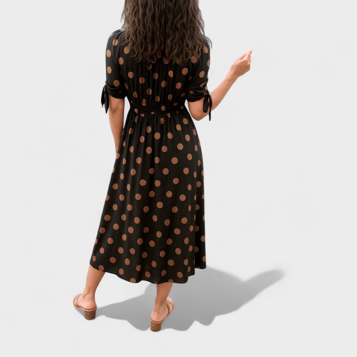 Robe Élégante à Pois