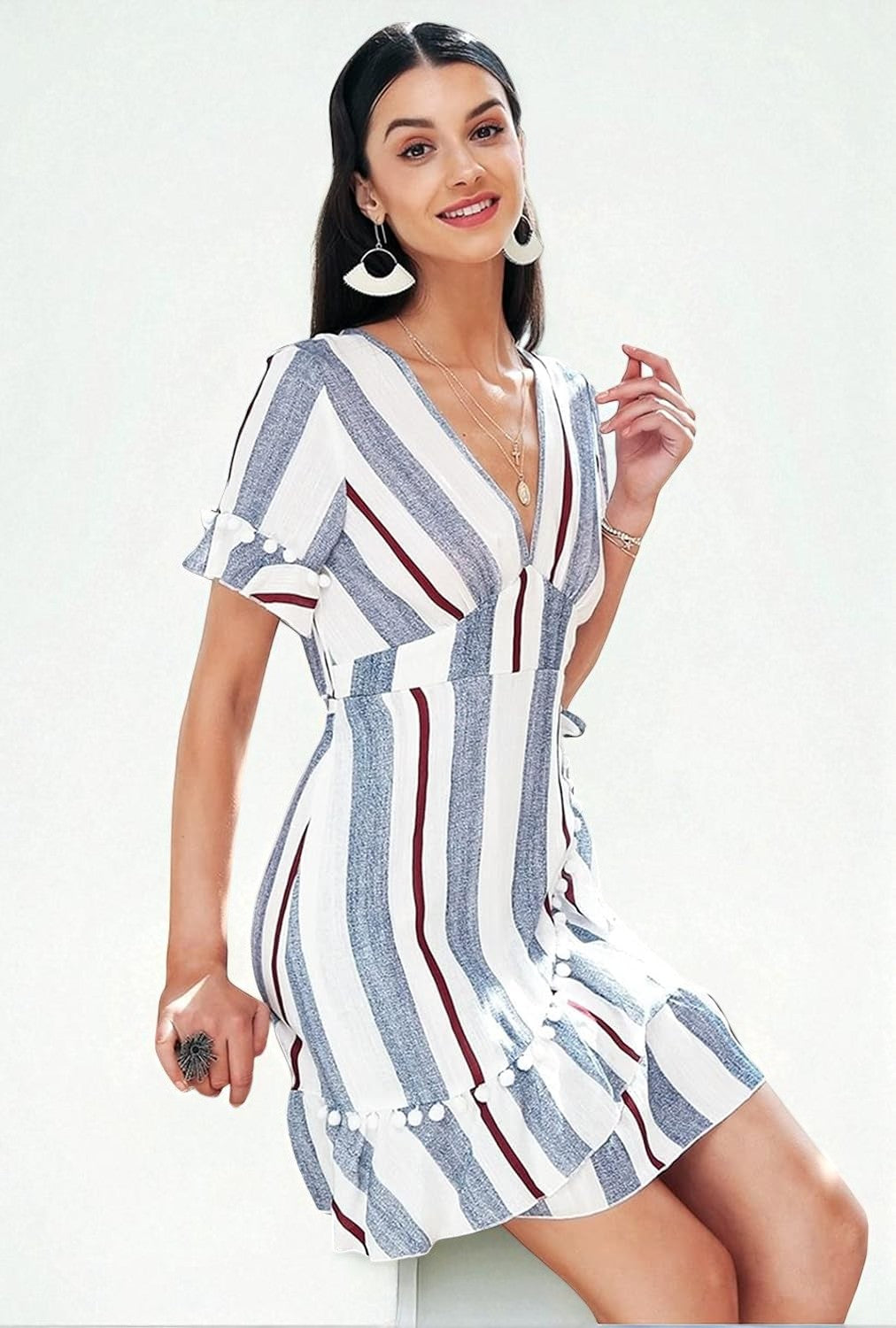 Robe à Manches Courtes à Rayures Colorées Et Taille Définie