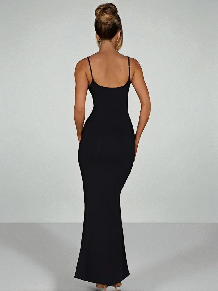 Robe Fine Et Ajustée