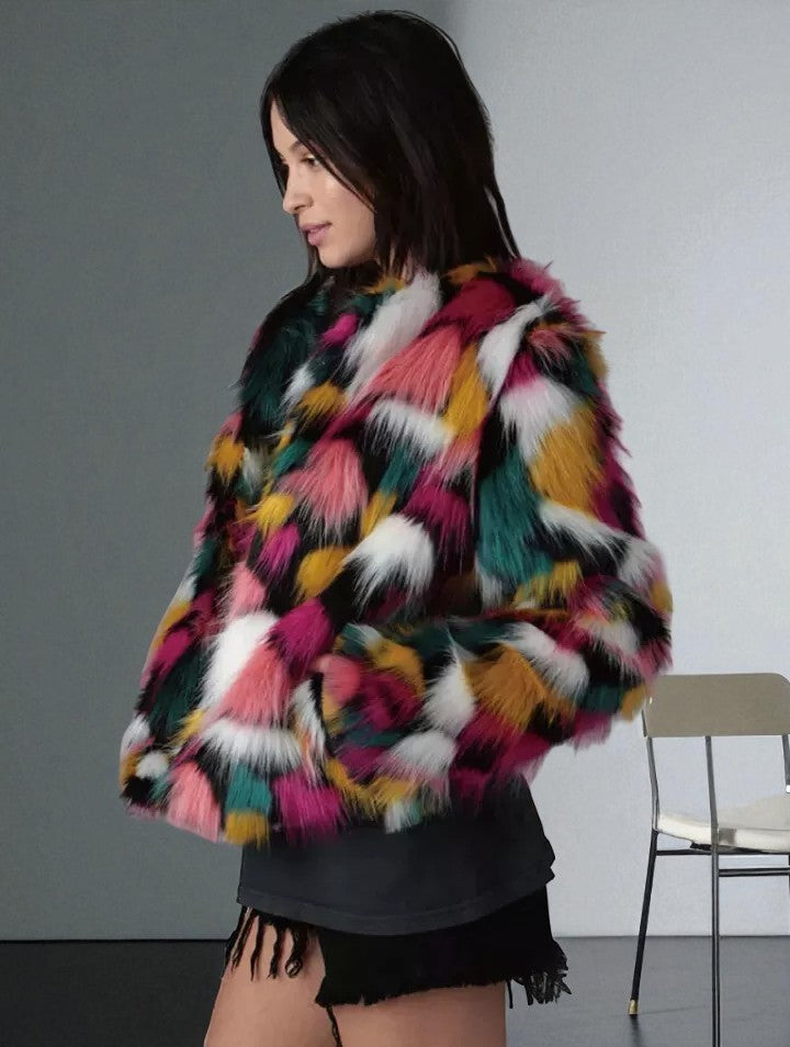 Manteau De Fourrure Coloré