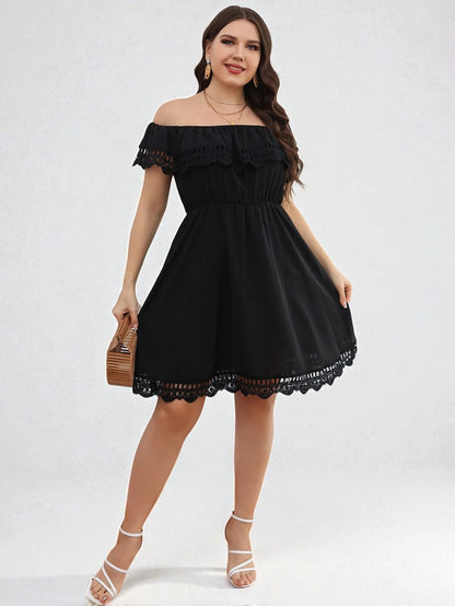 Robe En Dentelle à Épaules Dénudées