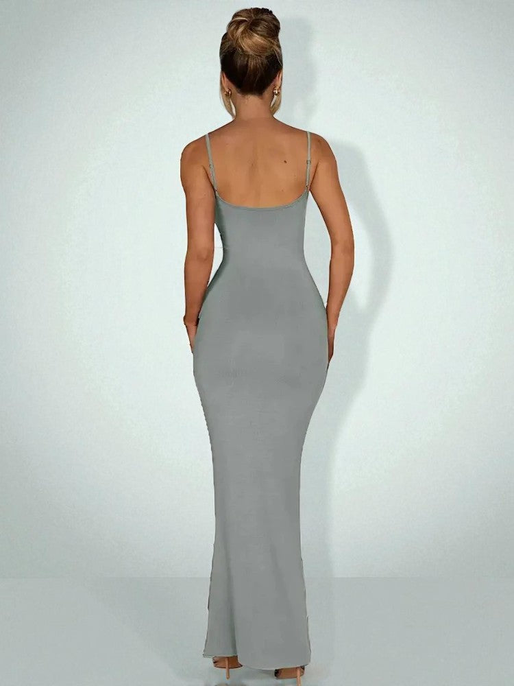 Robe Fine Et Ajustée